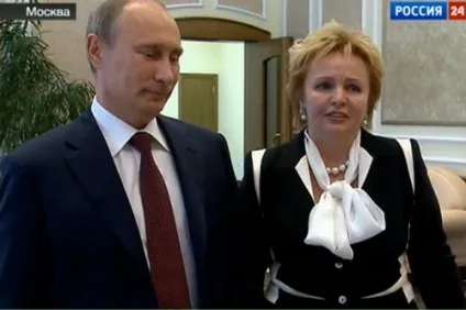 Собчак розповіла, через що розводяться путини (Людмила Олександрівна була) Собчак розповіла, через що розводяться путини