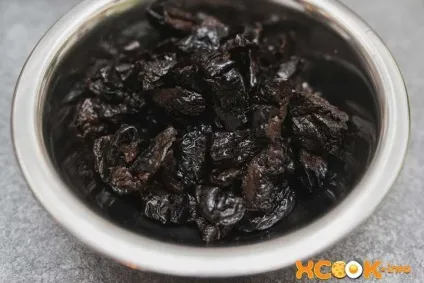 Паелья з куркою і морепродуктами - класичний іспанський рецепт з фото приготування (рецепт паельї з морепродуктами і куркою) Паелья з куркою і морепродуктами - класичний іспанський рецепт з фото приготування