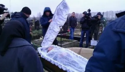 Сонник небіжчик в труні до чого сниться покійник в труні уві сні (чого) Сонник небіжчик в труні до чого сниться покійник в труні уві сні