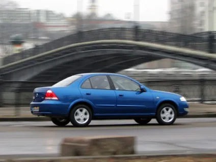 Порівняльний тест-драйв nissan almera classic (ніссан альмера класик) і chevrolet lacetti (колеса) Порівняльний тест-драйв nissan almera classic (ніссан альмера класик) і chevrolet lacetti