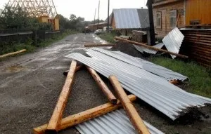 Крокви і покрівля, здатні витримати сильний вітер (вітер) Крокви і покрівля, здатні витримати сильний вітер
