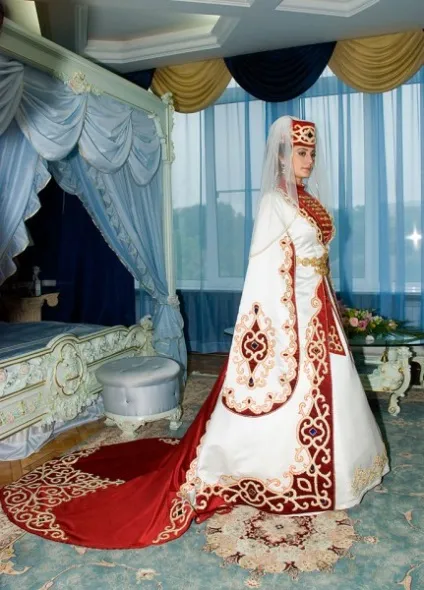Весільні сукні від Ізольди Гогічаєва - аланіяінформ (модно) Весільні сукні від Ізольди Гогічаєва - аланіяінформ