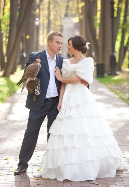 Весільні фото з тваринами, фото нареченого і нареченої з тваринами, оригінальні знімки молодят, (весільні) Весільні фото з тваринами, фото нареченого і нареченої з тваринами, оригінальні знімки молодят,