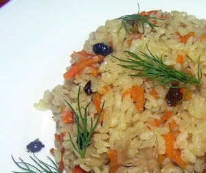 Свинячі реберця з рисом
