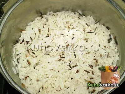 Свинячі реберця з рисом