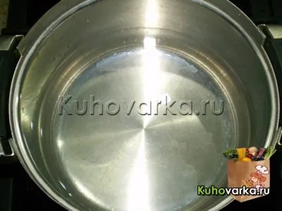 Свинячі реберця з рисом