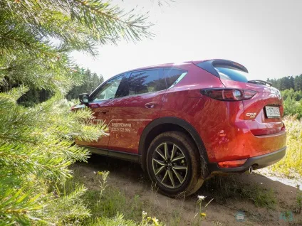 Тест-драйв mazda cx-5 з трендами в ногу, але зі своїми думками (mazda) Тест-драйв mazda cx-5 з трендами в ногу, але зі своїми думками