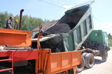 Технологія укладання однослойного асфальтового покриття (асфальтового) Технологія укладання однослойного асфальтового покриття