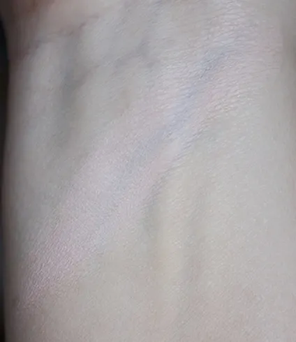 Тональний крем la prairie skin caviar concealer foundation porcelain blush