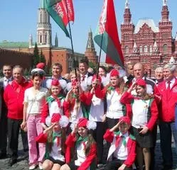 Урочиста піонерська лінійка і прийом в піонери на червоній площі (лінійка) Урочиста піонерська лінійка і прийом в піонери на червоній площі