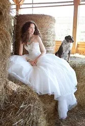 Тренд «trash the dress» або плаття в мотлох! (Тренди) Тренд «trash the dress» або плаття в мотлох!