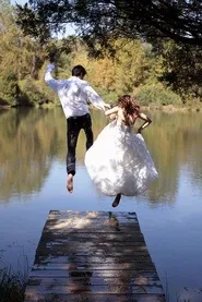 Тренд «trash the dress» або плаття в мотлох! (Мотлох) Тренд «trash the dress» або плаття в мотлох!