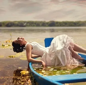 Тренд «trash the dress» або плаття в мотлох! (Образ нареченої) Тренд «trash the dress» або плаття в мотлох!