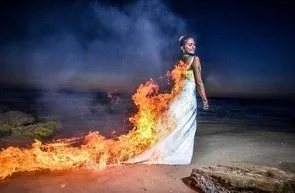Тренд «trash the dress» або плаття в мотлох! (Мотлох) Тренд «trash the dress» або плаття в мотлох!