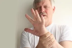 Тремор що це таке і як проявляється (таке) Тремор що це таке і як проявляється