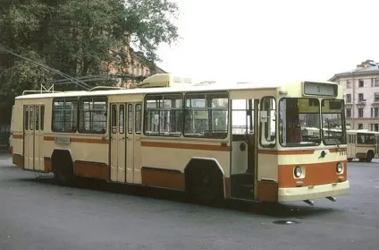 Транспорт нашого дитинства