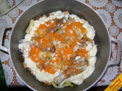 Тушкована картопля з курячим стегенцем (покроковий рецепт з фото) (тушкований) Тушкована картопля з курячим стегенцем (покроковий рецепт з фото)