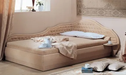 Кутова тахта з ортопедичним матрацом (подушок постільної білизни) Кутова тахта з ортопедичним матрацом