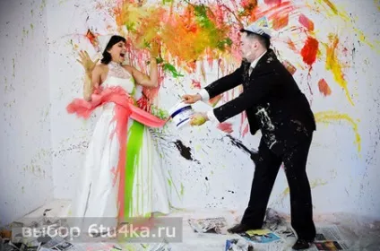 Убий весільну сукню trash the dress - модна тенденція (фото) Убий весільну сукню trash the dress - модна тенденція