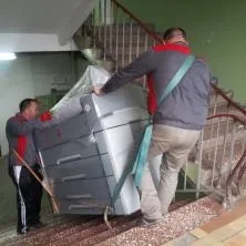 Послуги вантажників, переїзд квартири з вантажниками