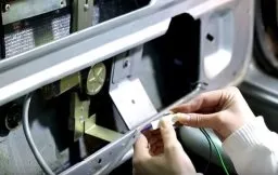 Установка електросклопід'ємників на ниву