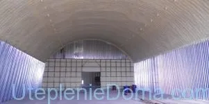 Утеплення металевих ангара і складів ЕКОВАТОЙ і мінватою (складів) Утеплення металевих ангара і складів ЕКОВАТОЙ і мінватою