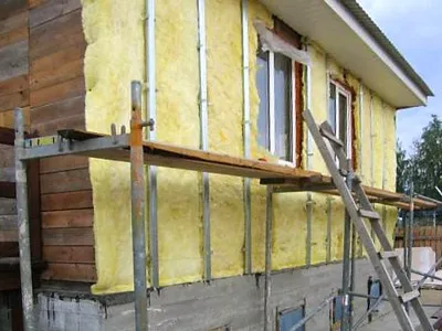 Утеплення дачного будинку відео-інструкція по монтажу своїми руками, як утеплити дачу зсередини, (утеплення) Утеплення дачного будинку відео-інструкція по монтажу своїми руками, як утеплити дачу зсередини,