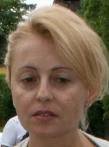 Варум без макіяжу