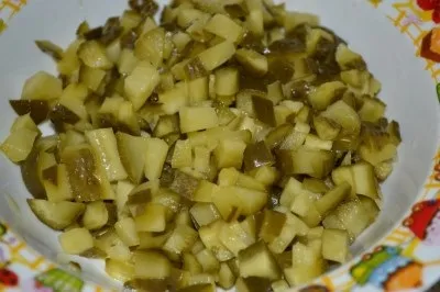 Варимо розсольник з маринованими огірками
