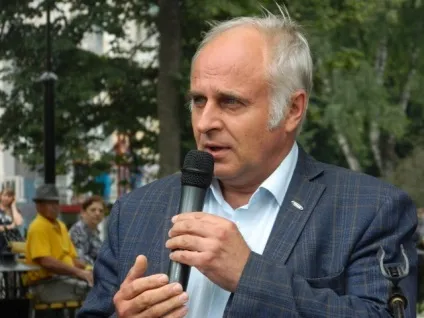 В аше урочисто відкрили «алею світу» - новини аши (алея) В аше урочисто відкрили «алею світу» - новини аши