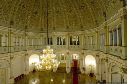 Величні і розкішні зали кремля після євроремонту