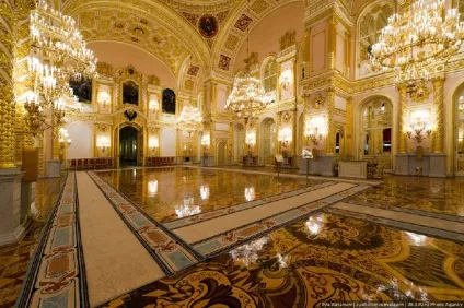 Величні і розкішні зали кремля після євроремонту