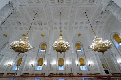 Величні і розкішні зали кремля після євроремонту