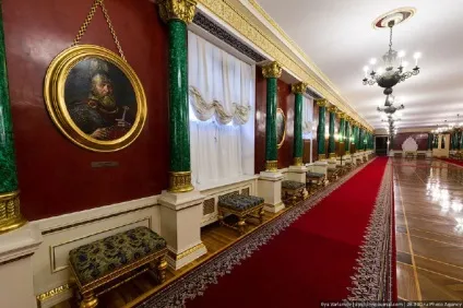 Величні і розкішні зали кремля після євроремонту