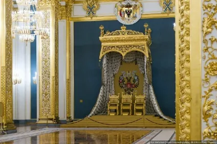 Величні і розкішні зали кремля після євроремонту