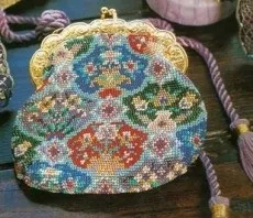 Вишивка бісером сумочок