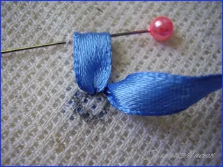 Вишиваємо незабудку стрічками - ярмарок майстрів - ручна робота, handmade (незабудки) Вишиваємо незабудку стрічками - ярмарок майстрів - ручна робота, handmade