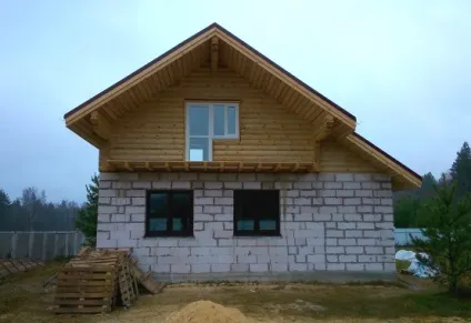 Комбіновані будинки - види і фото варіантів, особливості будівництва (будівництва) Комбіновані будинки - види і фото варіантів, особливості будівництва