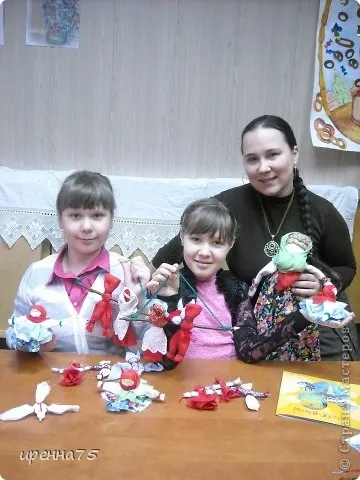 Чарівний світ тканинної ляльки, країна майстрів (нитки) Чарівний світ тканинної ляльки, країна майстрів