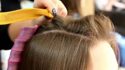 Чарівні бігуді на короткі і довгі волосся як користуватися в домашніх умовах (волосся) Чарівні бігуді на короткі і довгі волосся як користуватися в домашніх умовах