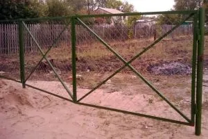 Ворота з сітки рабиці своїми руками (ворота) Ворота з сітки рабиці своїми руками