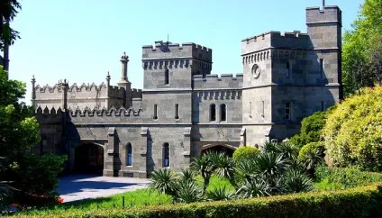 Воронцовський палац (крим, алупка) історія створення, опис, як дістатися, ціни і години роботи (Воронцовський палац) Воронцовський палац (крим, алупка) історія створення, опис, як дістатися, ціни і години роботи