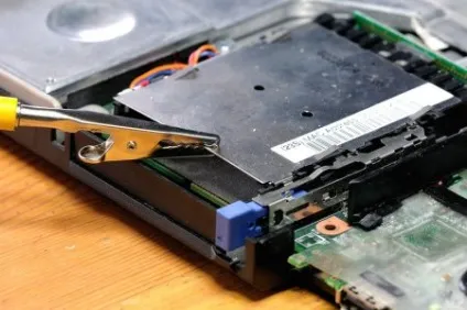 Відновлення пароля супервізора на ноутбуках ibm thinkpad (eeprom atmel 24rf08 і подібні) (ноутбуках) Відновлення пароля супервізора на ноутбуках ibm thinkpad (eeprom atmel 24rf08 і подібні)