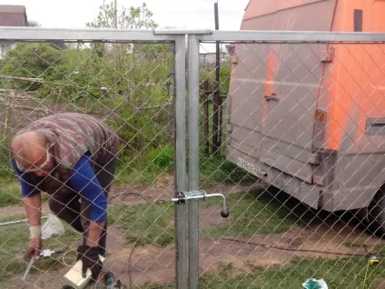 Ворота і хвіртка з сітки рабиці своїми руками (сітки) Ворота і хвіртка з сітки рабиці своїми руками