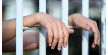В темниці сирій