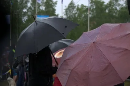Добре що ви тут, добре, що ми тут і добре, що між нами щось відбувається (думки) Добре що ви тут, добре, що ми тут і добре, що між нами щось відбувається