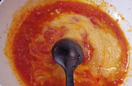 Яєчня з помідорами смачний рецепт з покроковими фото (рецепт) Яєчня з помідорами смачний рецепт з покроковими фото