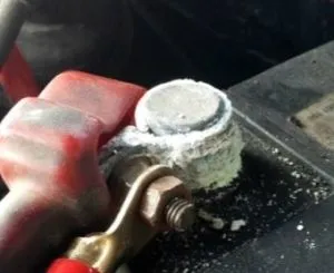 Заміна клем акумулятора автомобіля, опис, відео (автомобіля) Заміна клем акумулятора автомобіля, опис, відео