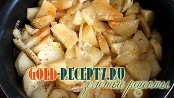 Запечена картопля в мультиварці з м'ясом (картопля з м'ясом в мультиварці фото) Запечена картопля в мультиварці з м'ясом