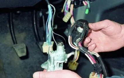 Заміна замка запалювання ваз 2110 і його контактної групи з відео (заміна) Заміна замка запалювання ваз 2110 і його контактної групи з відео